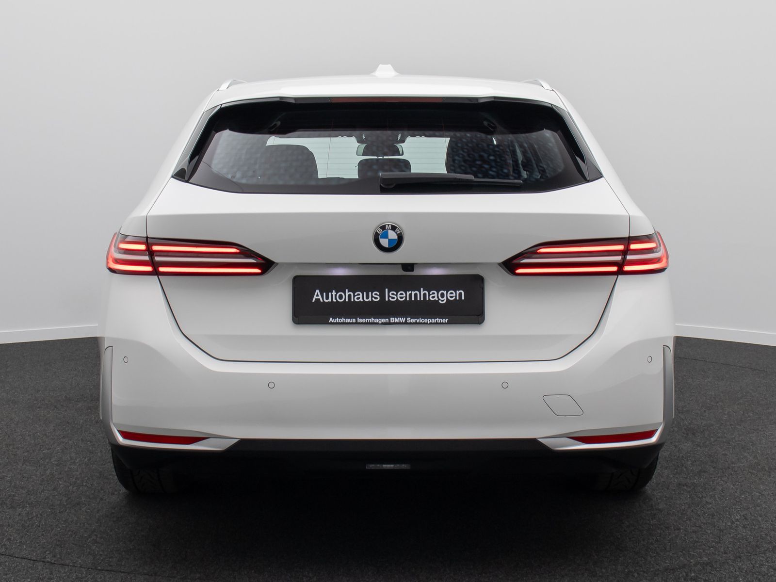 Fahrzeugabbildung BMW 520d Alarm DAB Kamera DigiKey Sport Leder 18Zoll