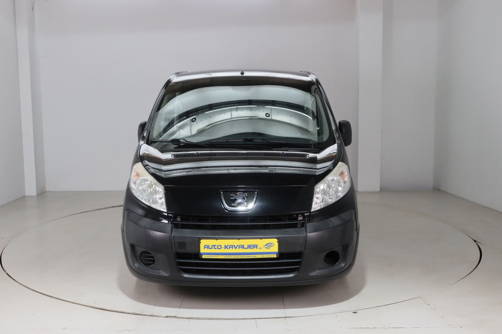 Fahrzeugabbildung Peugeot Expert Tepee 1.6HDI COOL 8 Sitzer