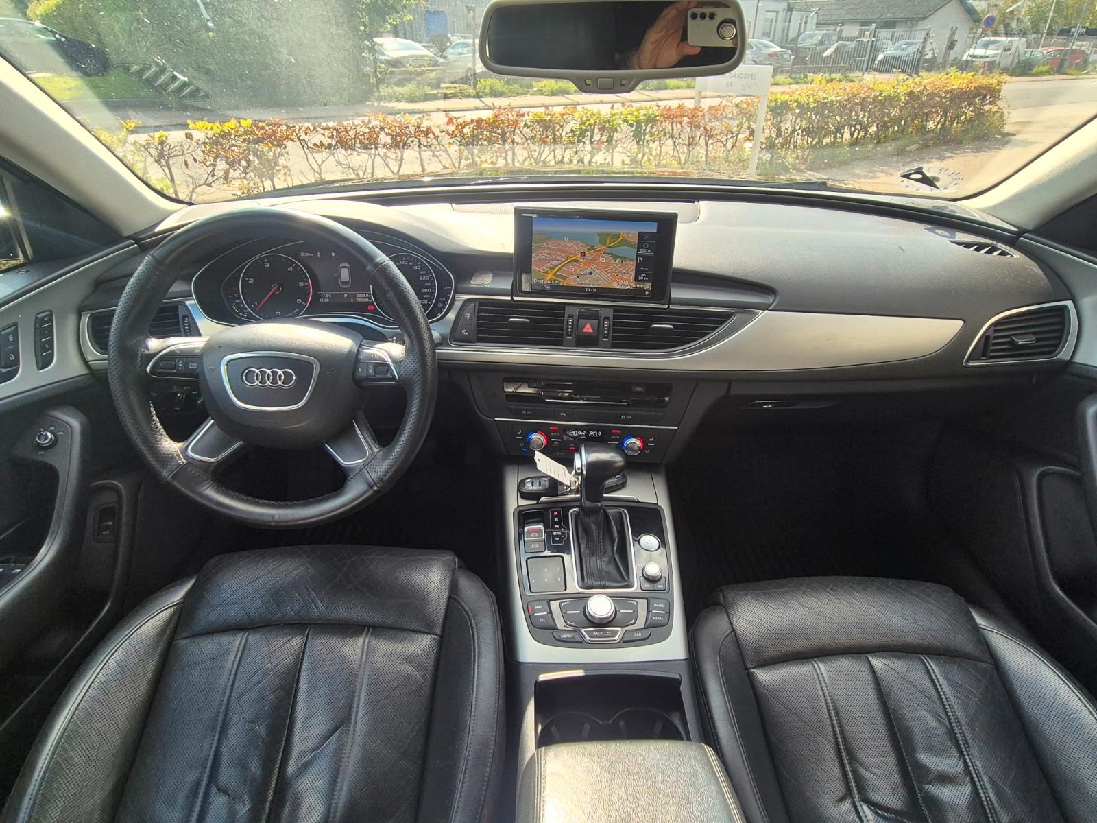 Audi A6 2012 — photo 9