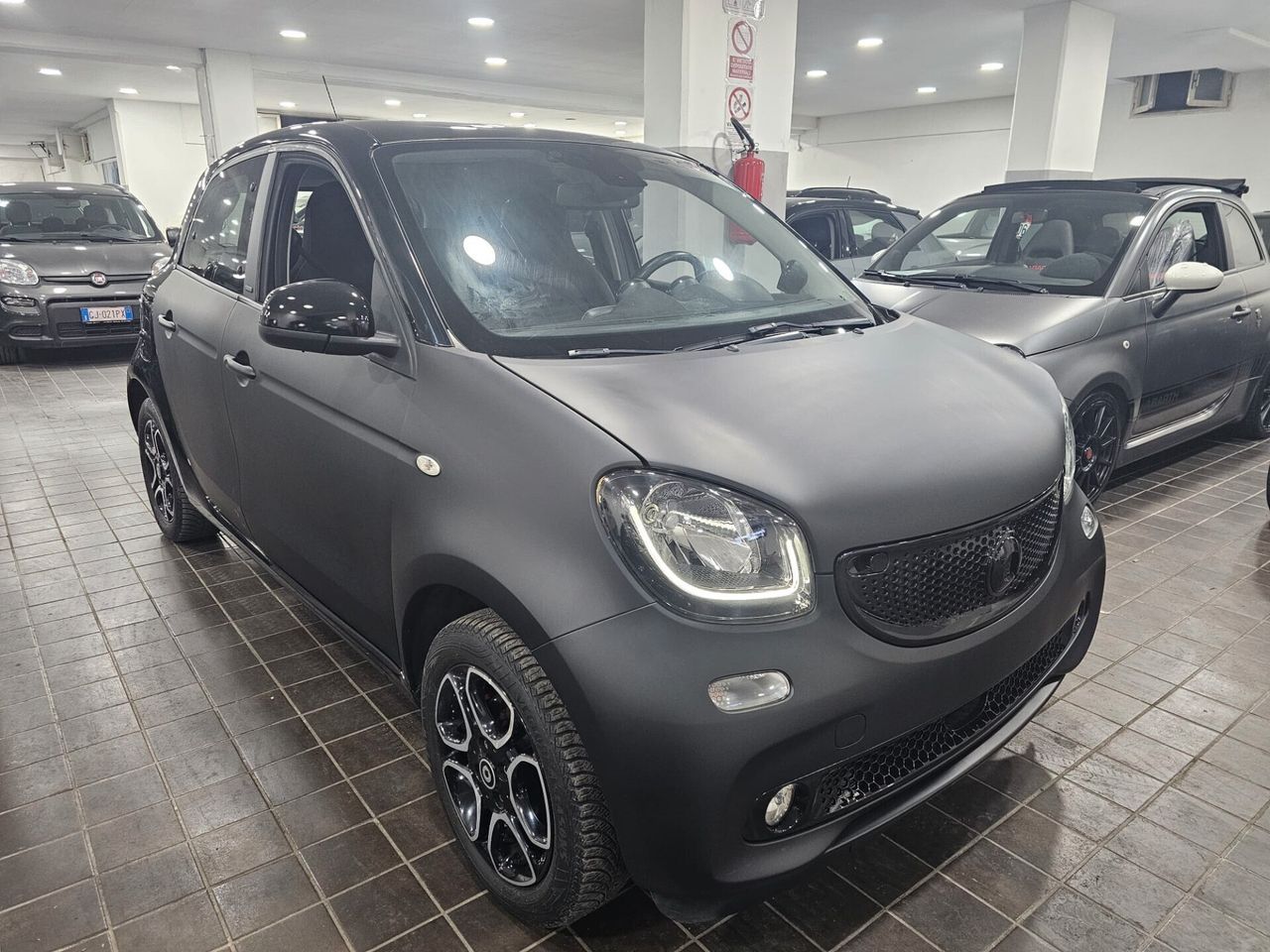 Smart NUOVA SMART FORFOUR IDENTITY BLACK MATT EDITION 