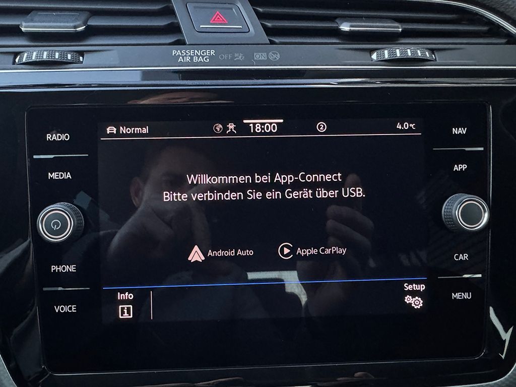 Touran 2.0 TDI "MOVE" *MATRIX*NAVI*KEYLESS*