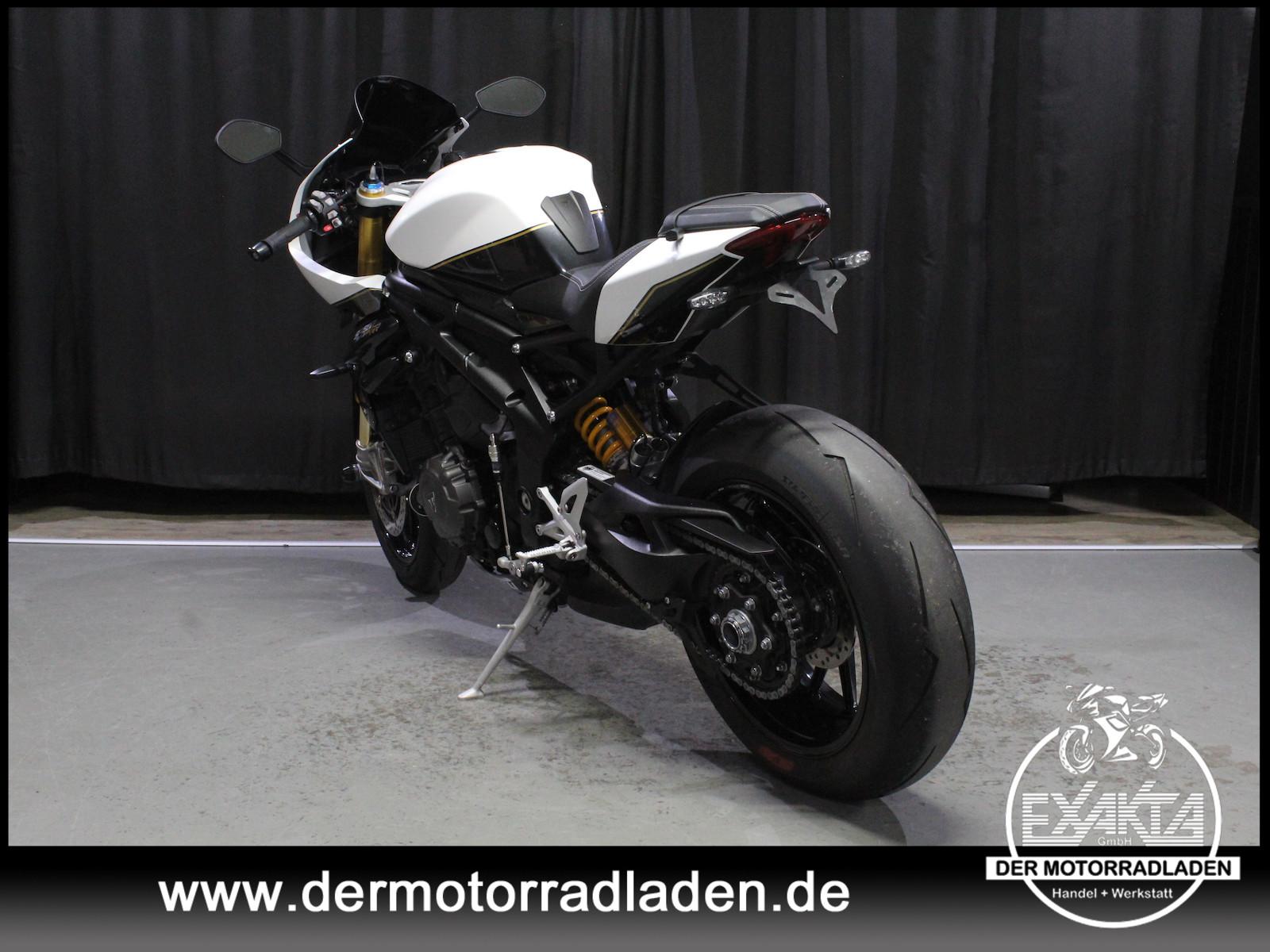 Triumph Speed Triple 1200 RR // SC-PROJECT //