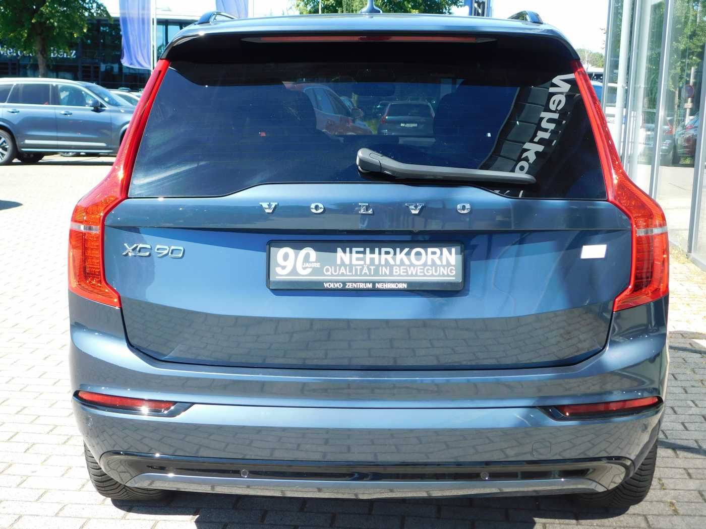 Fahrzeugabbildung Volvo XC90 Plug-In-Hybrid T8 AWD Recharge Plus Bright