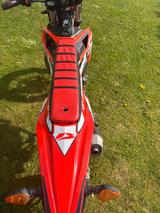 Beta RR 125 T - SM, rot, guter Zustand mit wenig KM - BETA MOTORRAD
