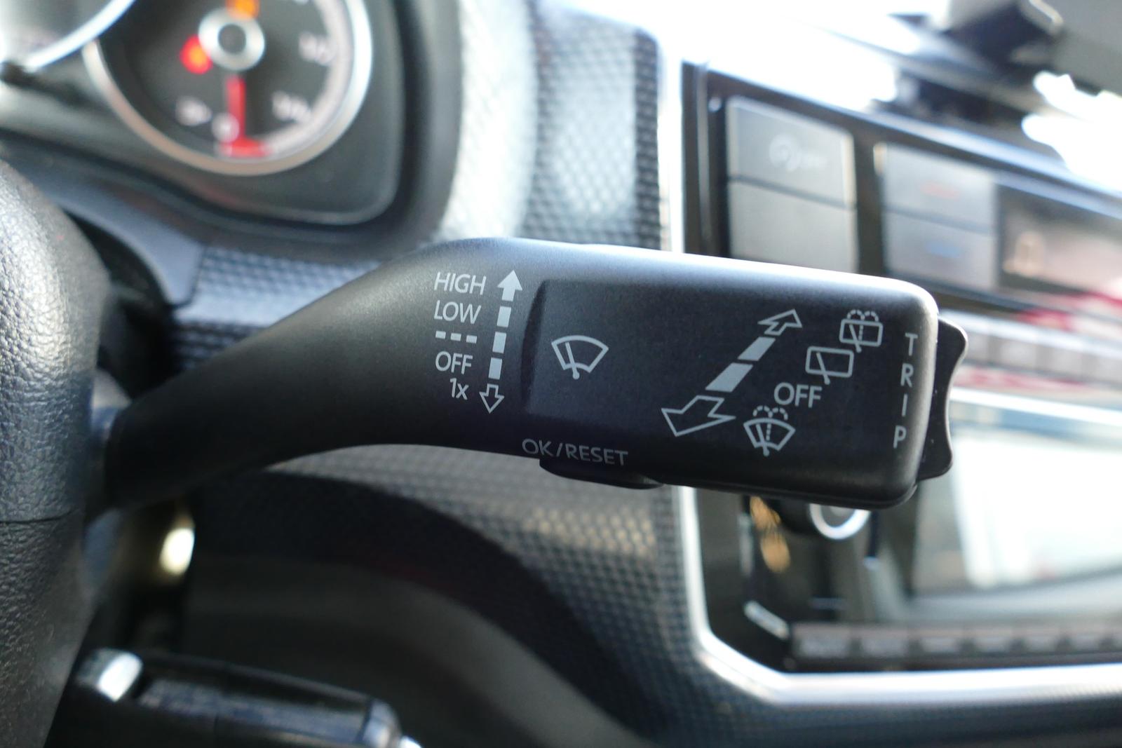 Volkswagen Up 1.0 Klimaaut. Spurhalte Bluetooth USB, миниатюра 11
