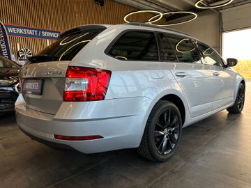 Skoda Octavia Combi Ambition *AHK*TEMPO*NAVI*2-ZONEN*