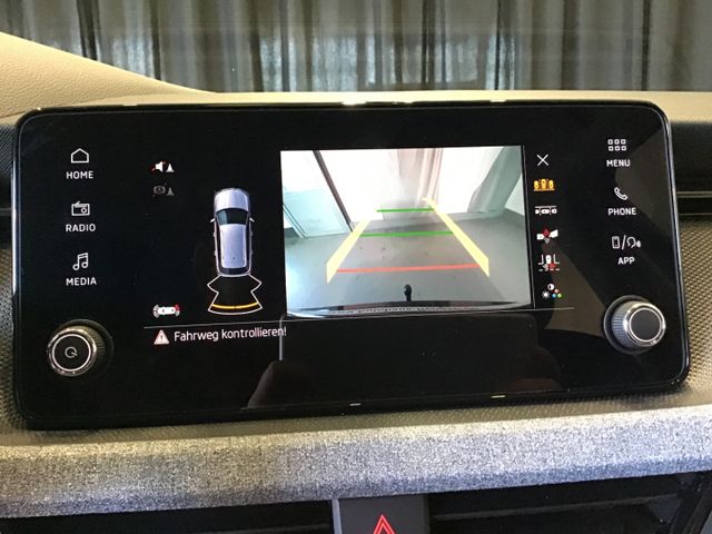Fahrzeugabbildung Skoda Kamiq Selection 1.0 TSI DSG/AHK/Tempo/LED/Kamera