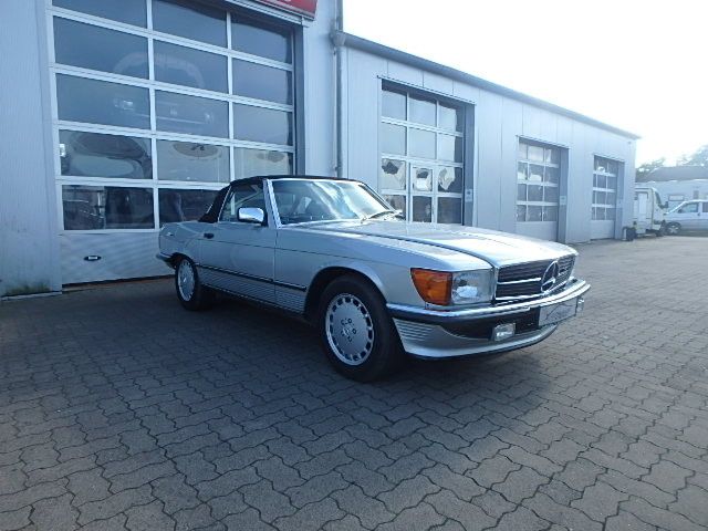 Mercedes-Benz SL 300