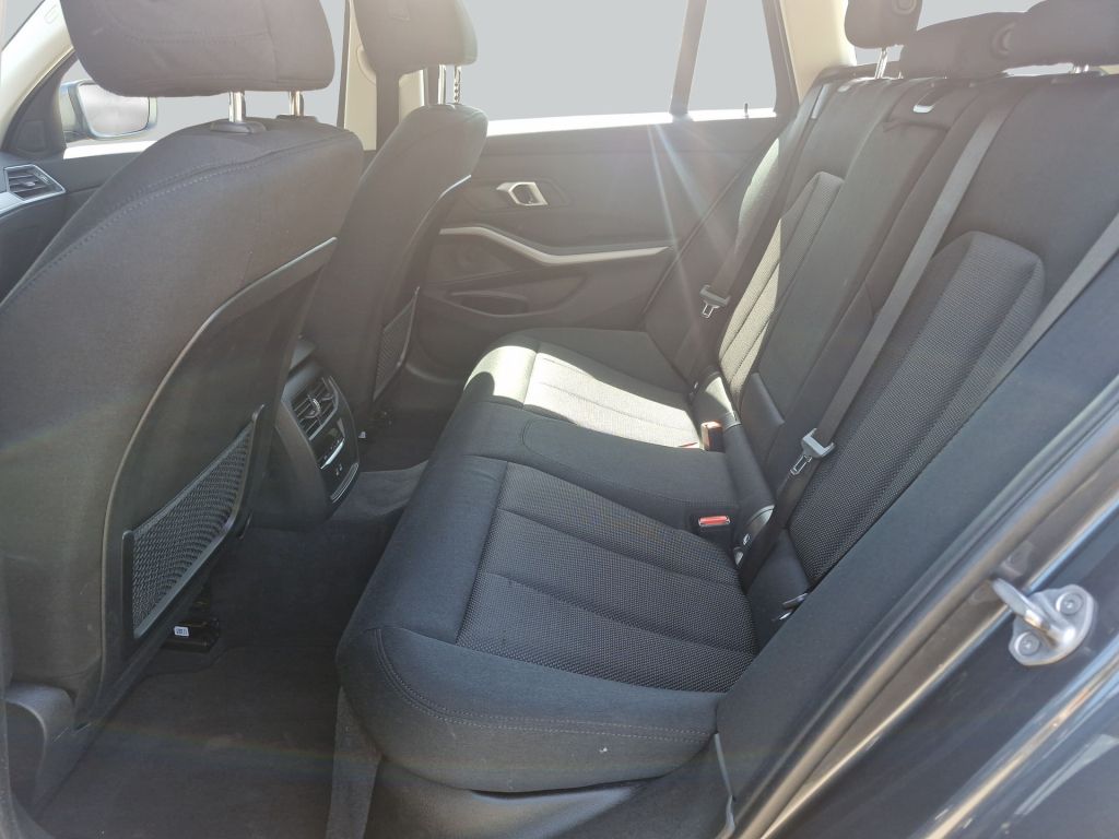 BMW 318i Touring Aut. Advantage *CarPlay* foto 13