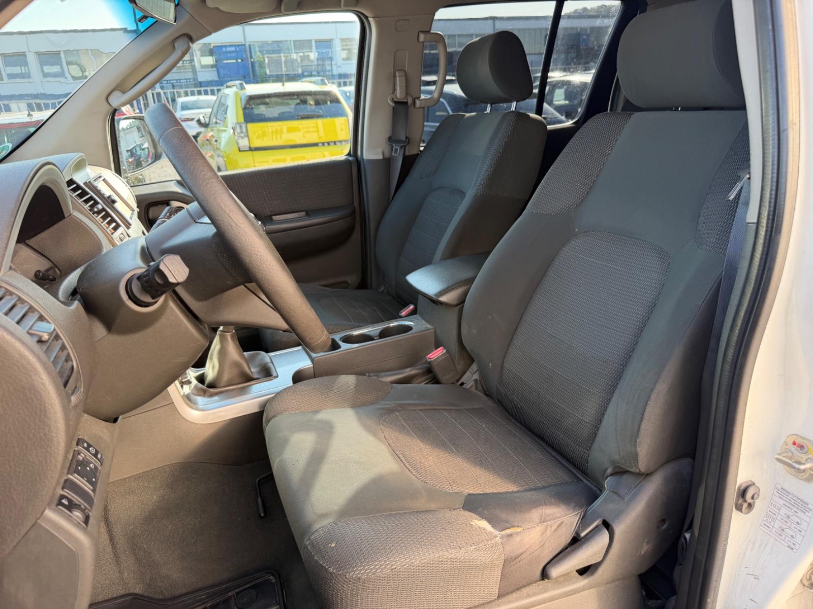 Nissan Pathfinder 2010 — photo 13