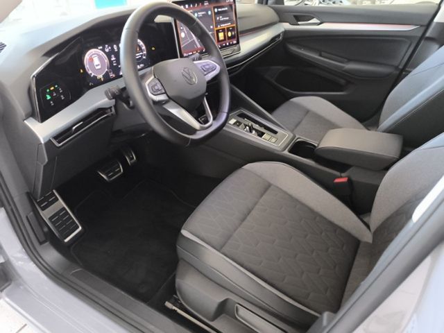 Fahrzeugabbildung Volkswagen Golf Variant 2.0 TDI DSG Goal AHK GJR NAVI AREA-
