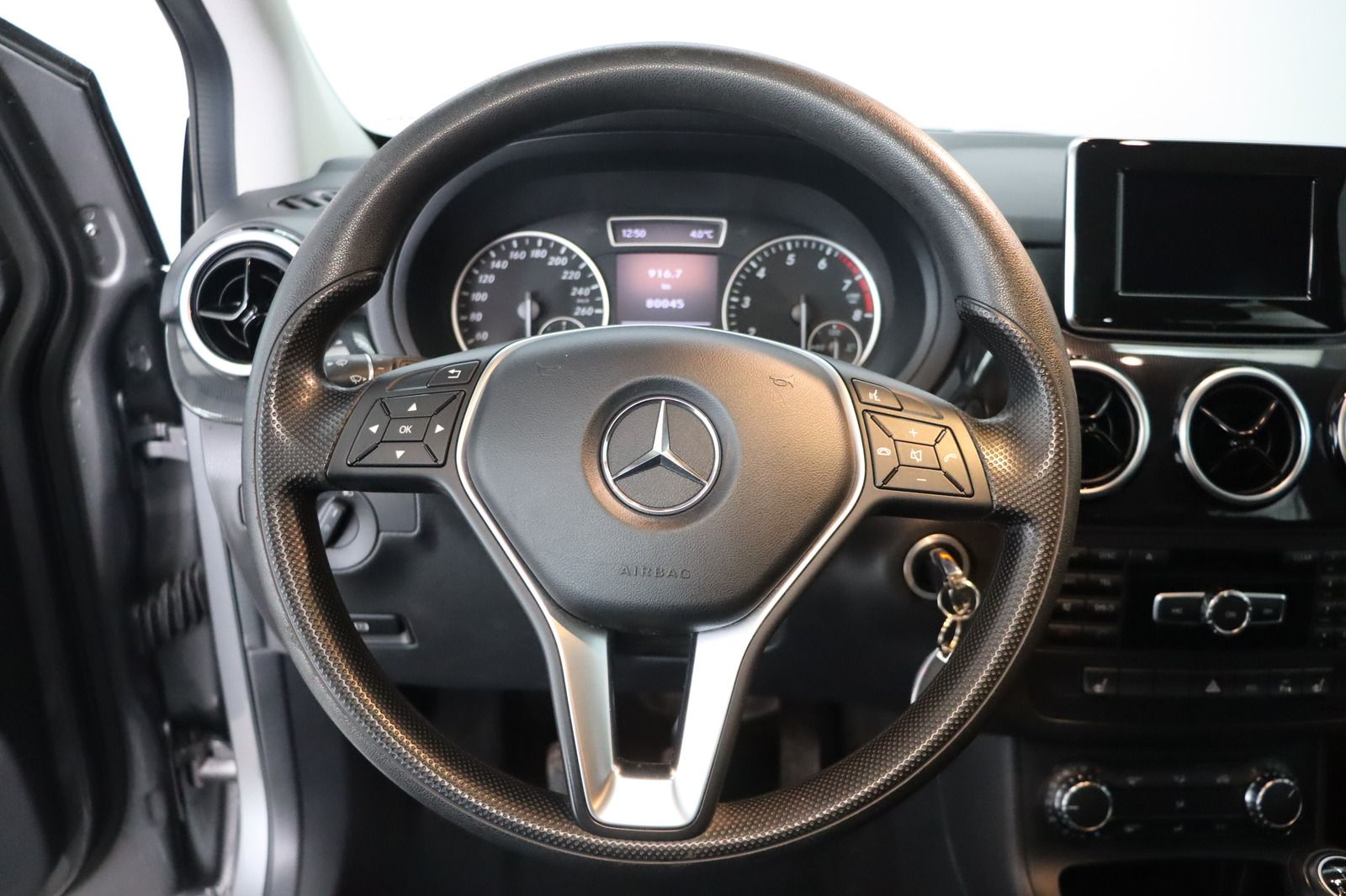 Fahrzeugabbildung Mercedes-Benz B 200 BlueEFFICIENCY * Bi-Xenon * Sitzhzg. * PDC