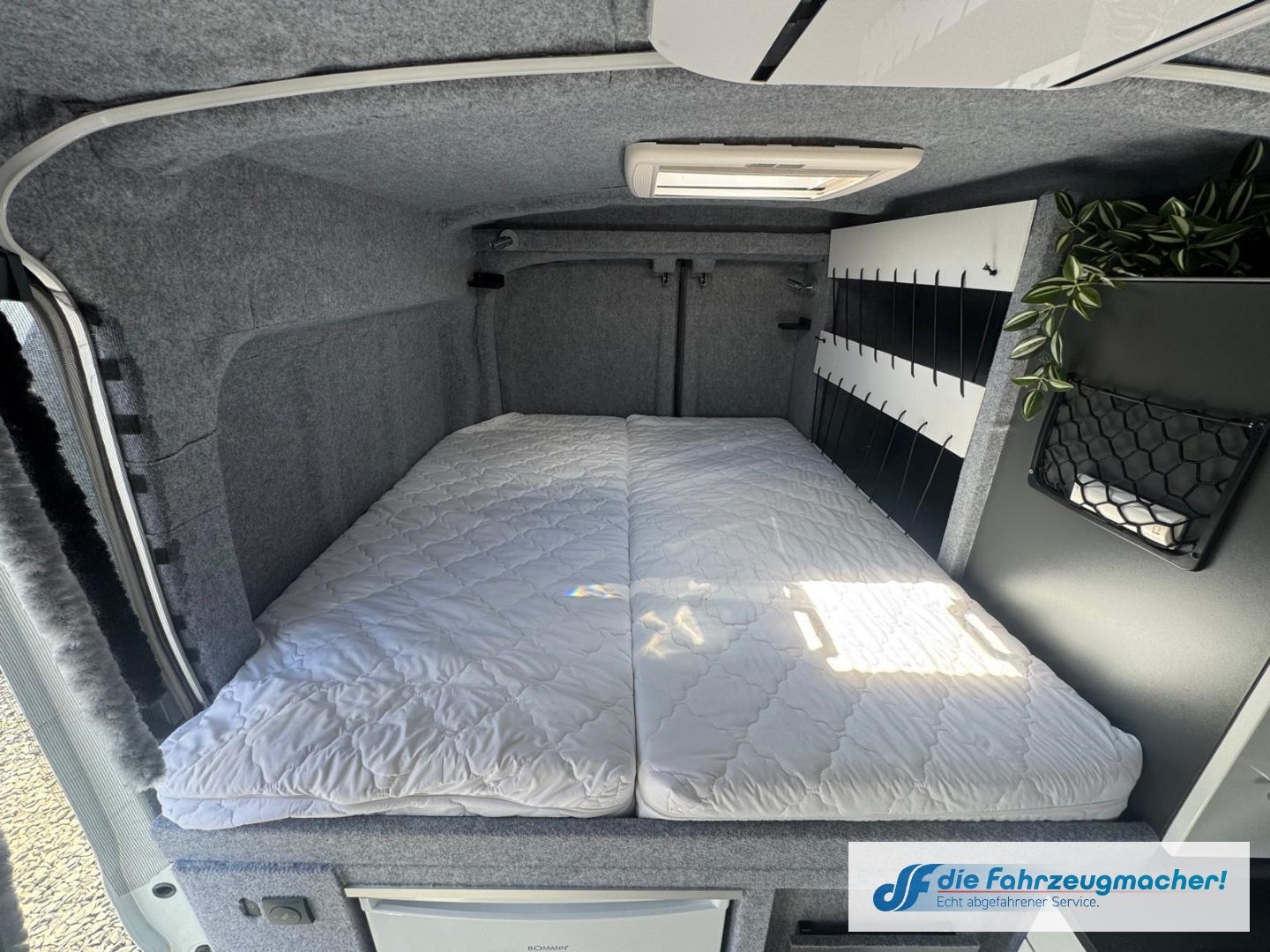 Fahrzeugabbildung Ford Transit Kasten 310 L2 Trend *WOHNMOBIL UMBAU* DA