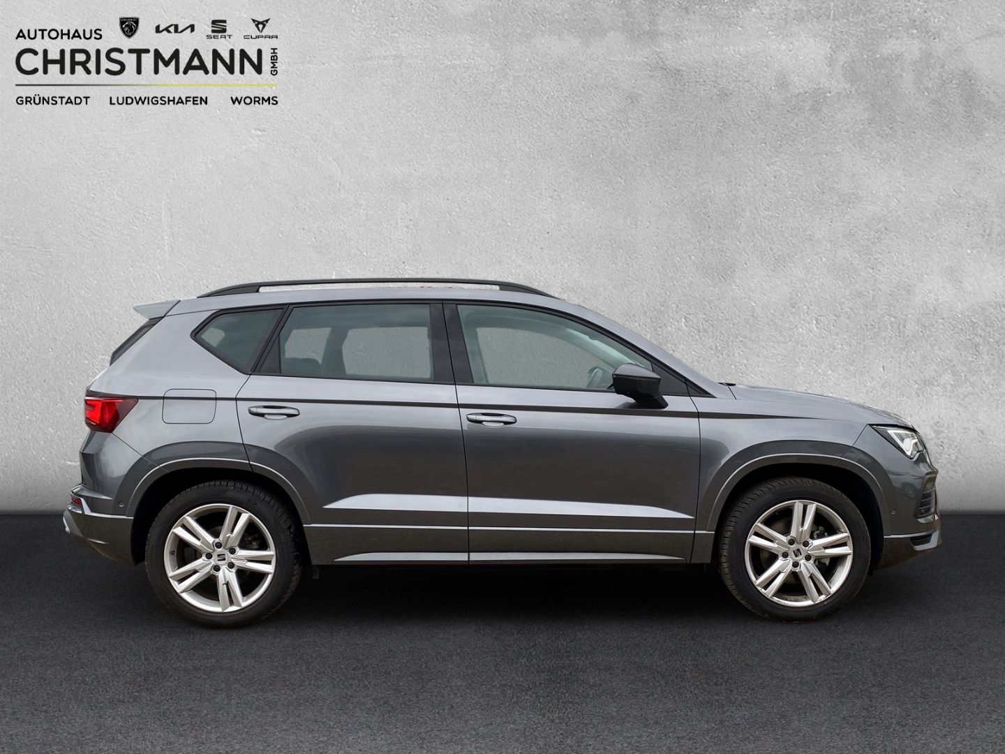 Fahrzeugabbildung SEAT Ateca FR 4Drive 2.0 TDI*NAVI*PANO*AHK*SHZ*DCC*