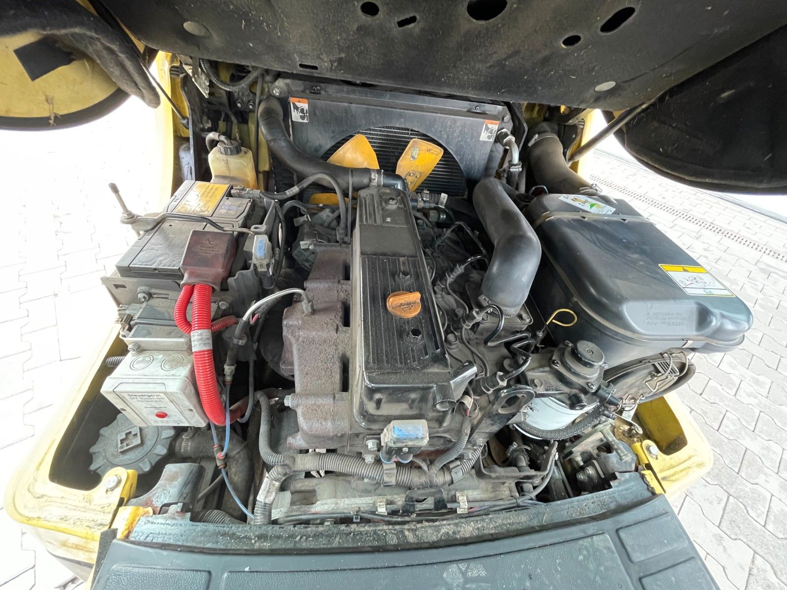 Fahrzeugabbildung Hyster H1.6 FT /  HH: 4.45m / 2.107h / SS
