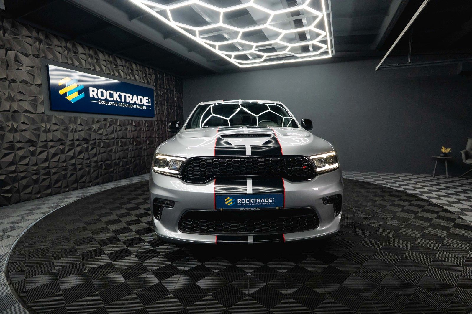 Fahrzeugabbildung Dodge Durango 5.7 V8 R/T SRT 4x4 Night-Paket Modell 22