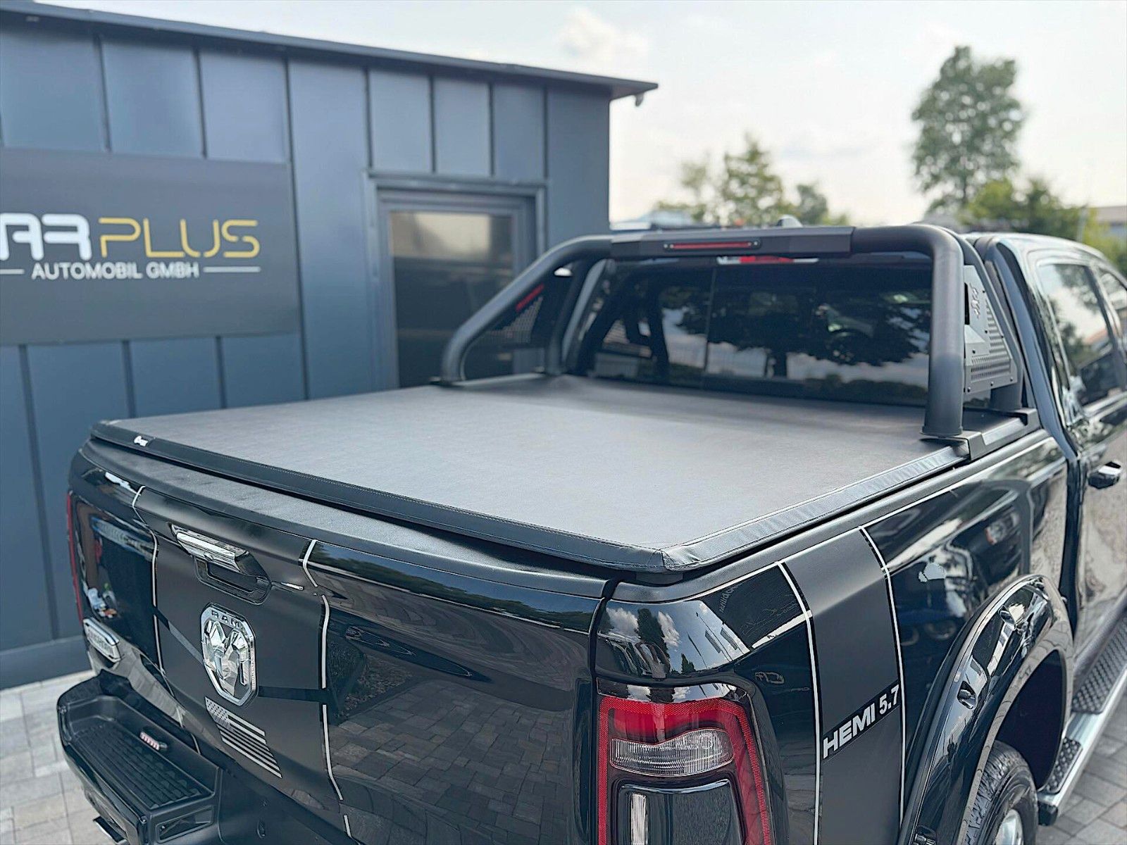 Fahrzeugabbildung Dodge RAM 5.7 V8 HEMI 4x4 LIMITED LONGHORN Edition LED