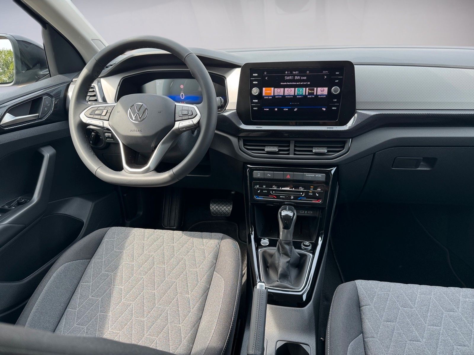 Fahrzeugabbildung Volkswagen T-Cross 1.0 TSI Life Edition