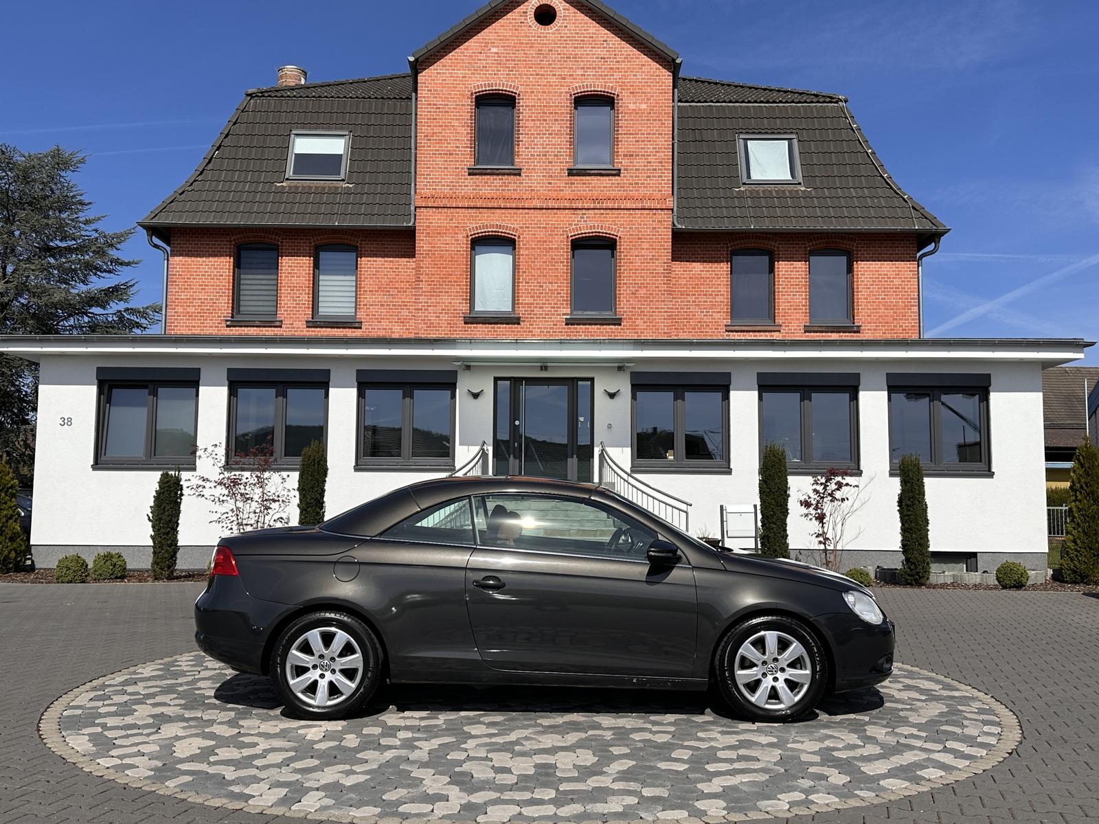 Volkswagen Eos 1.4 XENON LEDER SHZ TEMP KLIMA-AUT KETTE-NEU