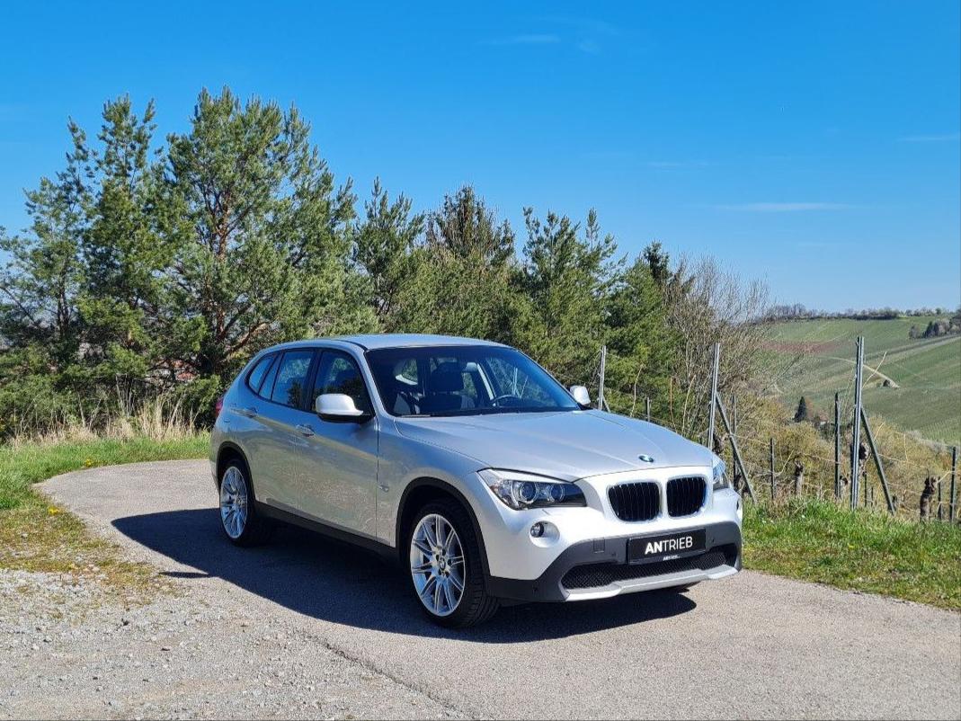 BMW X1 sDrive 20d Bi-Xenon PDC AHK M-Räder 19"