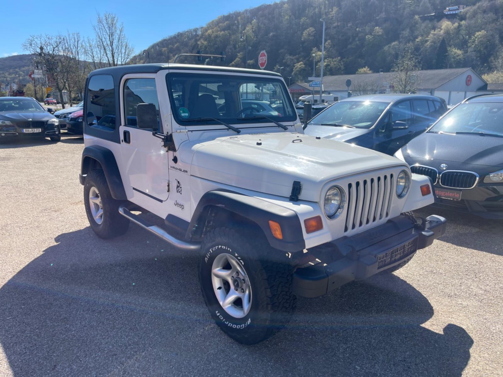 JEEP WRANGLER SPORT 2.5 | 118 ch | 4X4 | BVM | VOLANT EN CUIR