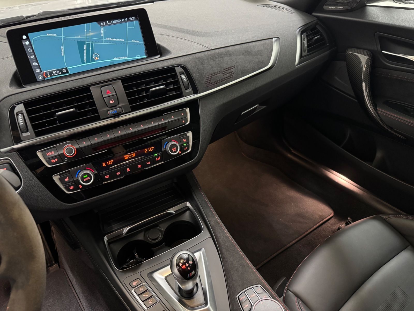 Fahrzeugabbildung BMW M2 CS* 1.HAND* CARPLAY*CAM*