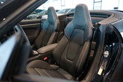 PORSCHE 992.2 Carrera 4S Cabrio | SportDesign | 18-Wege PORSCHE 992.2 Carrera 4S Cabrio | SportDesign | 18-Wege