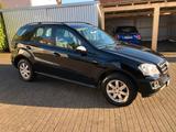 Mercedes-Benz ML 300 CDI 4MATIC BlueEFFICIENCY - - gebrauchte Mercedes-Benz ML 300 aus dem Jahr 2010