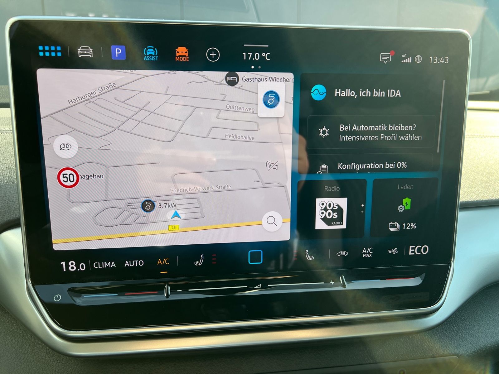 Fahrzeugabbildung Volkswagen ID.4 Pro 210 kW *Infotainment-Paket, Design-Pake