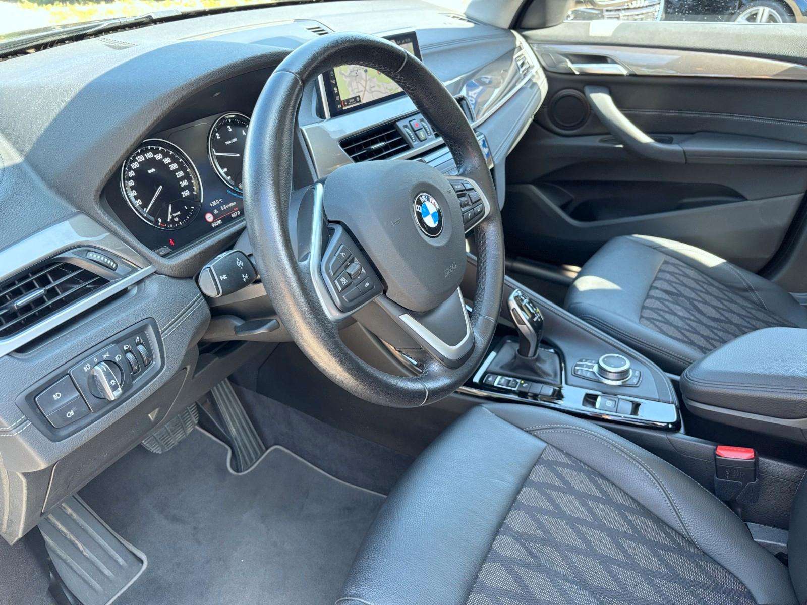 BMW X1 sDrive 18 d xLine*Auto*Pano*LED*1-Hand*S-Heft, миниатюра 23