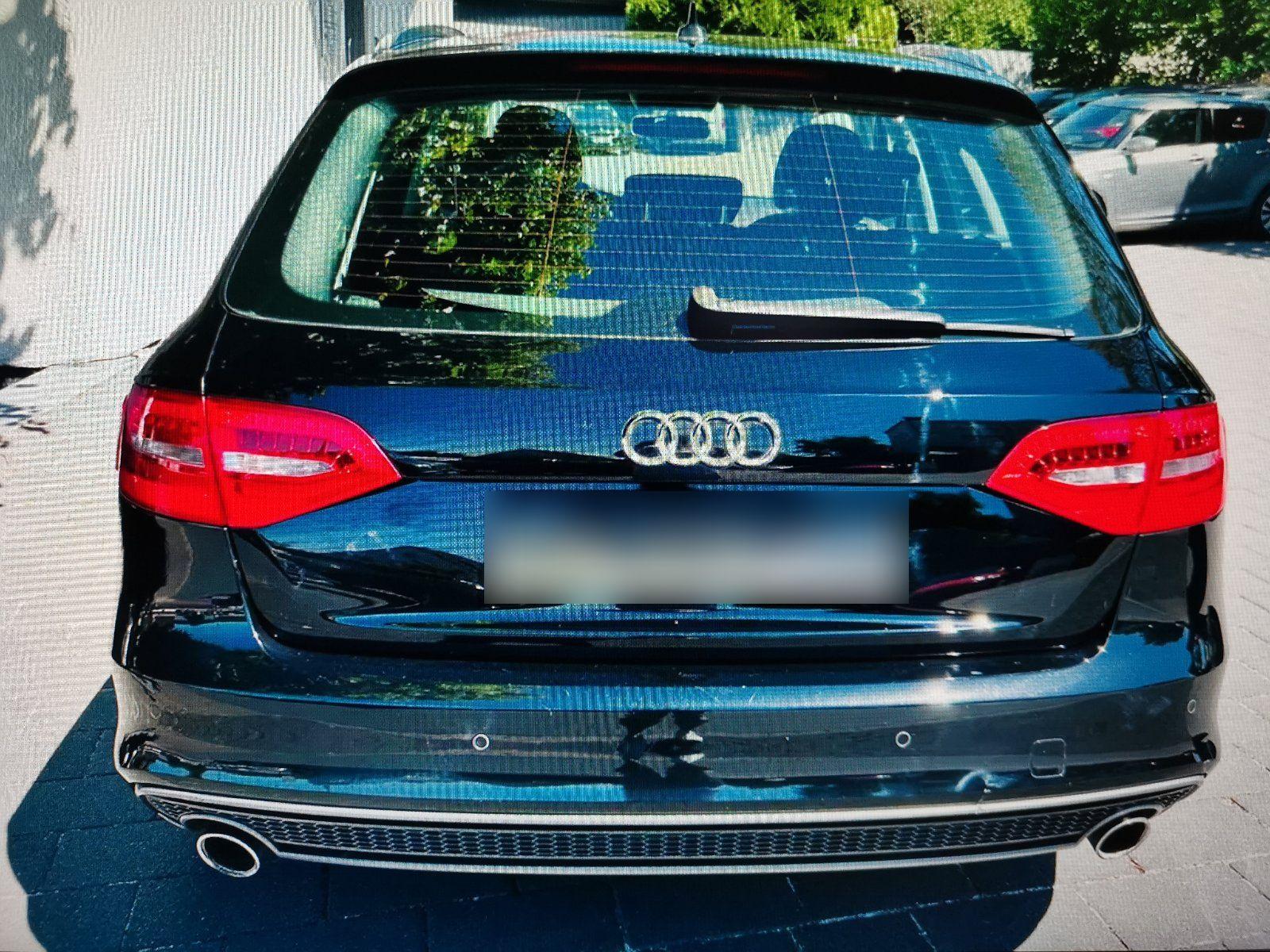 Audi A4 2014 — салон