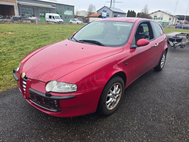 Alfa Romeo 147 1.9 JTD 16V Distinctive Leder SHZ Klimaaut.