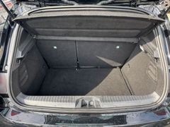 Fahrzeugabbildung Clio V Intens 1.0 TCe 90 EU6d Navi Leder Digital