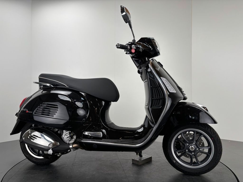 Fahrzeugabbildung Vespa GTS 310 FL SUPER *NEUFAHRZEUG + GARANTIE*