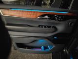 Jeep Grand Wagoneer 6.4 V8 (477 KM) 4WD - Jeep Wagoneer mit Benzin-Antrieb: Geländewagen, mit Klimaanlage