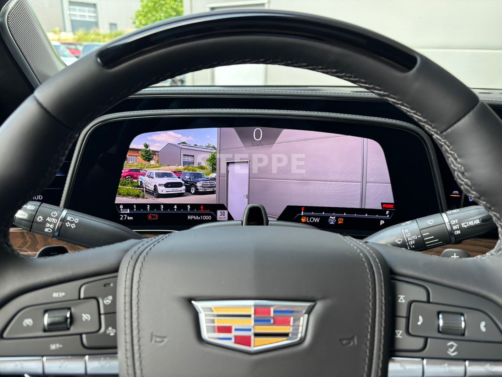 Cadillac Escalade 6.2 V8 Sport Platinum EU-Navi Luftfed.