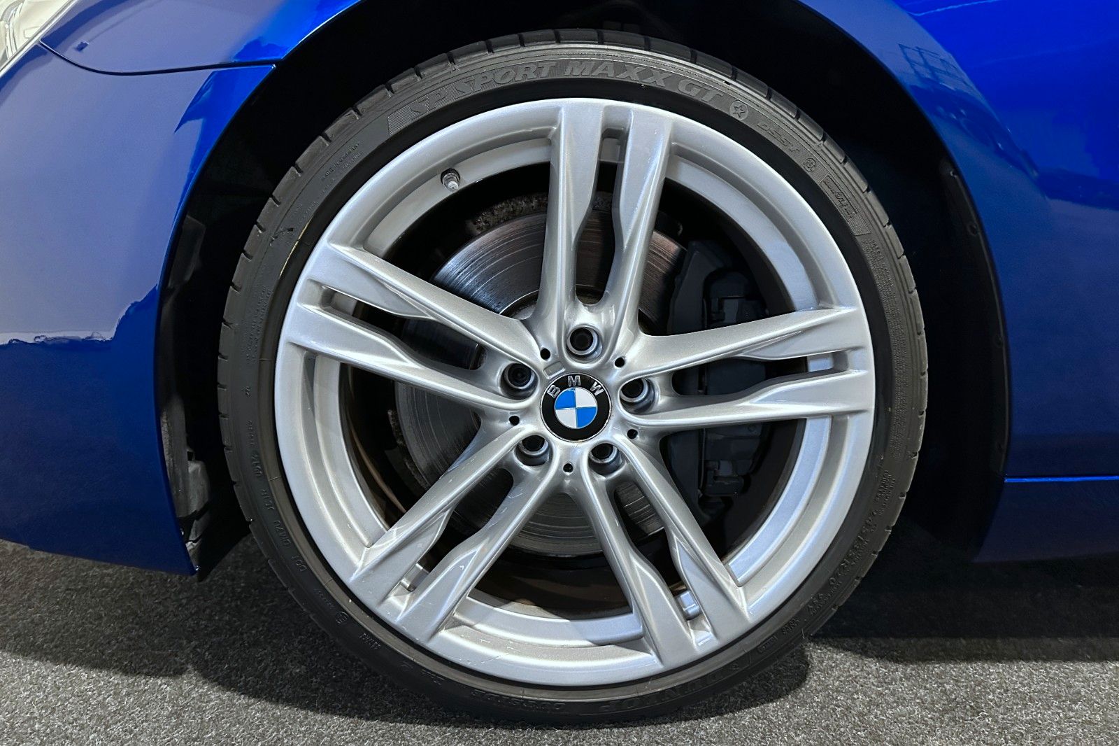 Fahrzeugabbildung BMW 650i Cabrio | M-Paket | Harman-Kardon