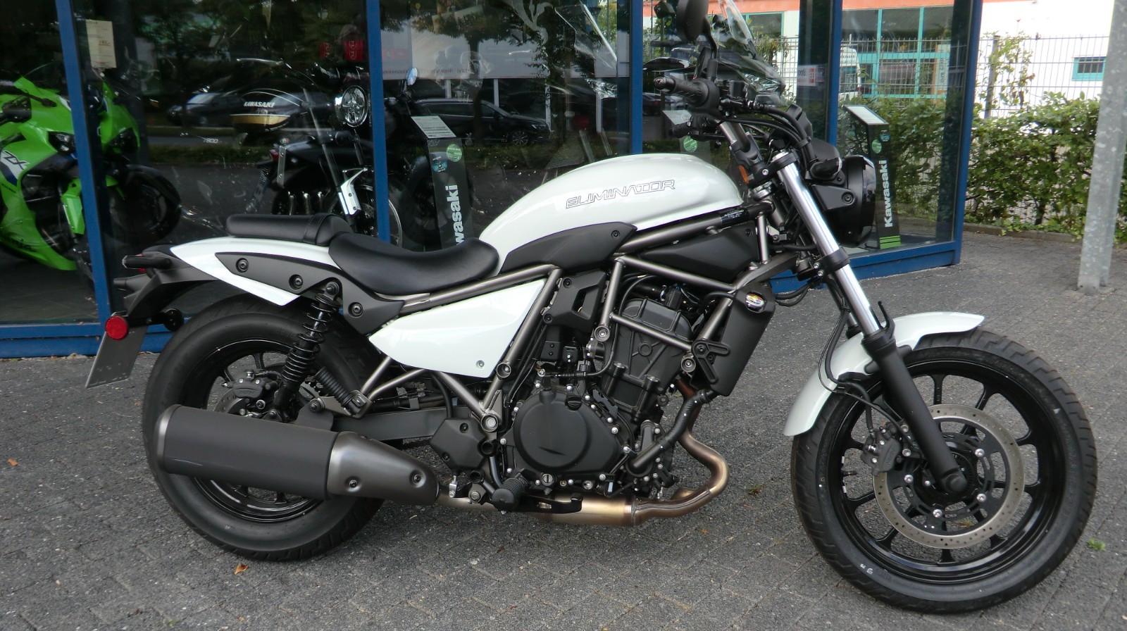 Kawasaki Eliminator 500