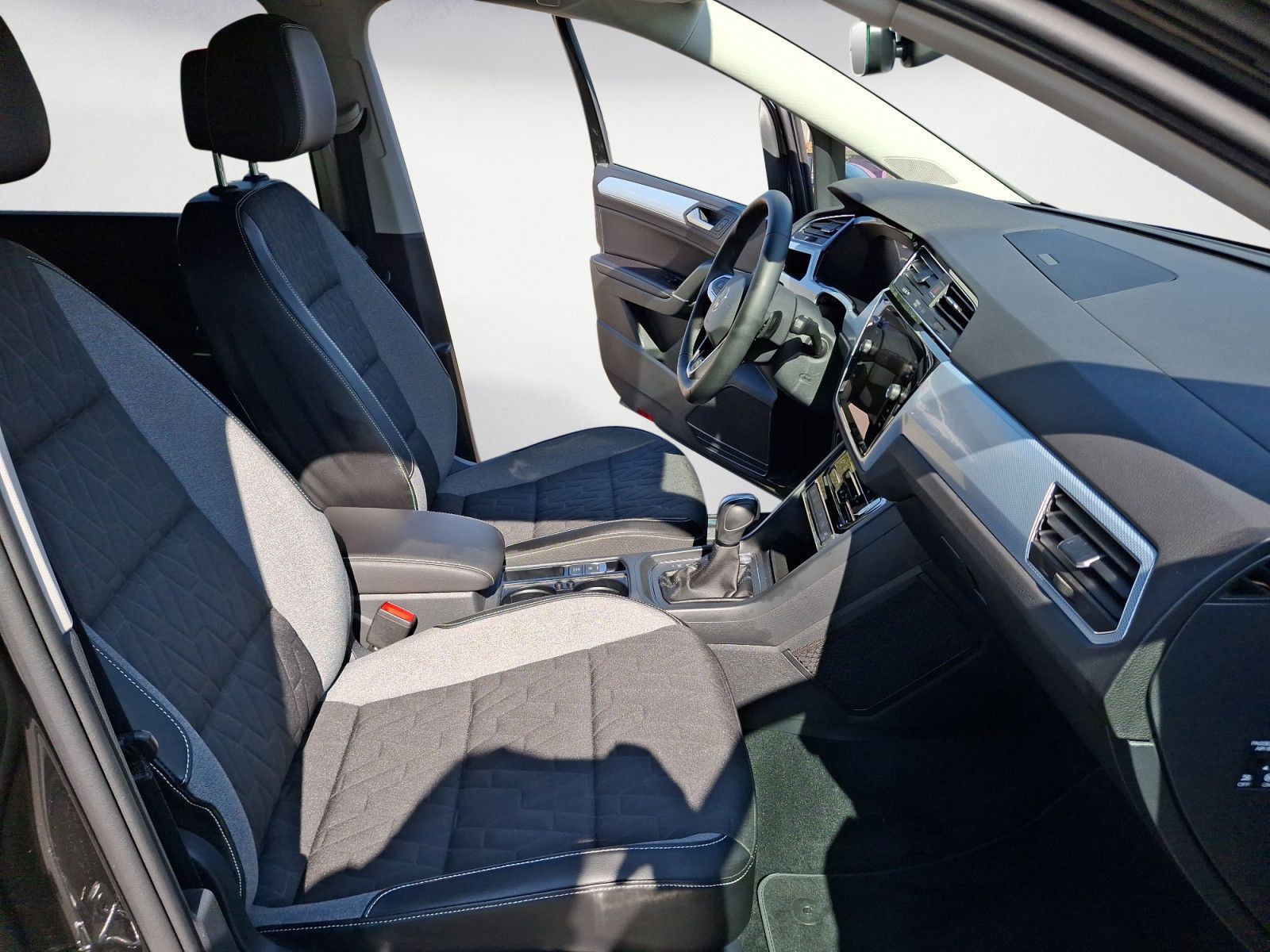Volkswagen Touran - Bild 9