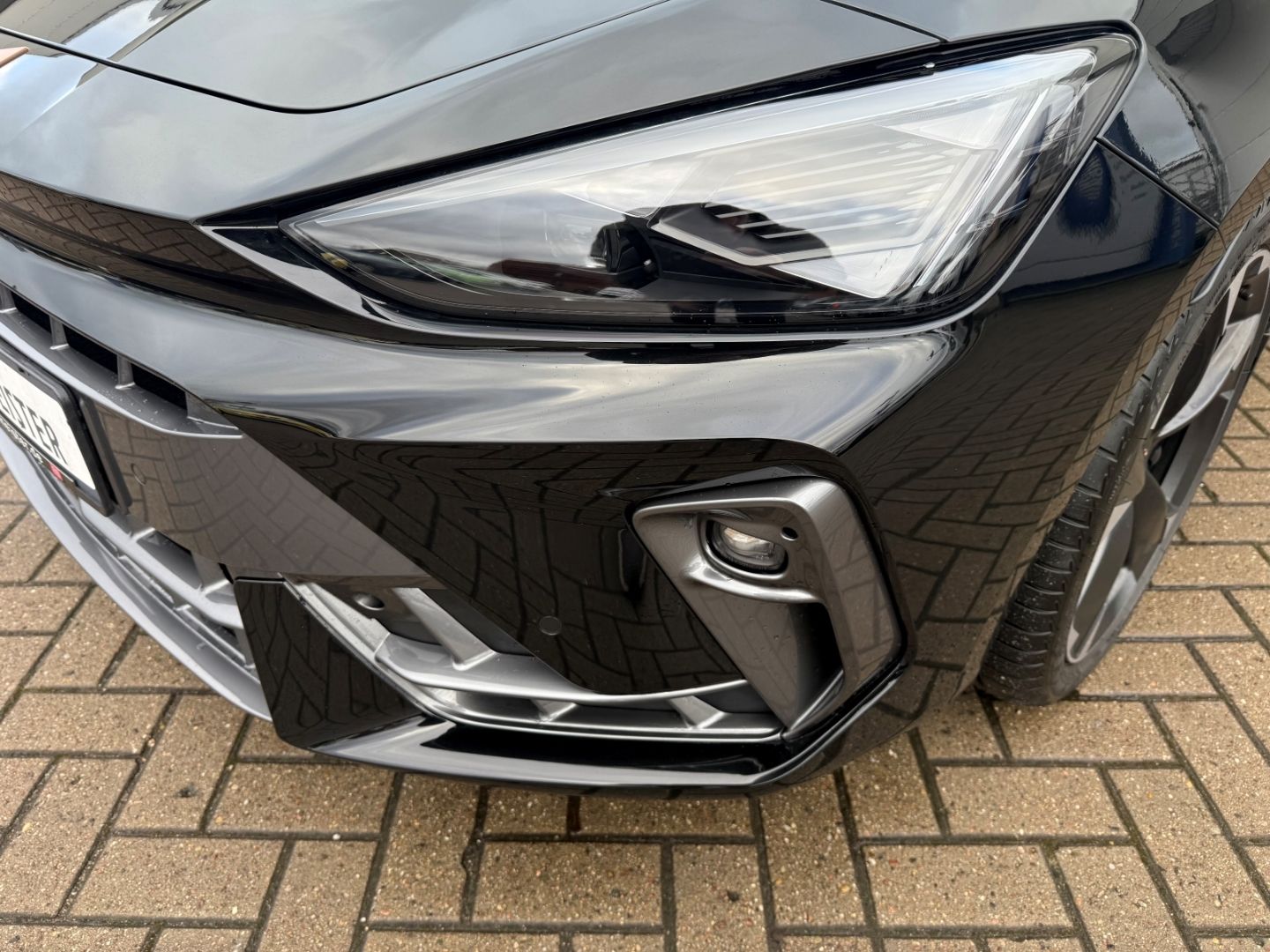 Fahrzeugabbildung CUPRA Leon Sportstourer 1.5 e-Hybrid AHK-klappbar Digi