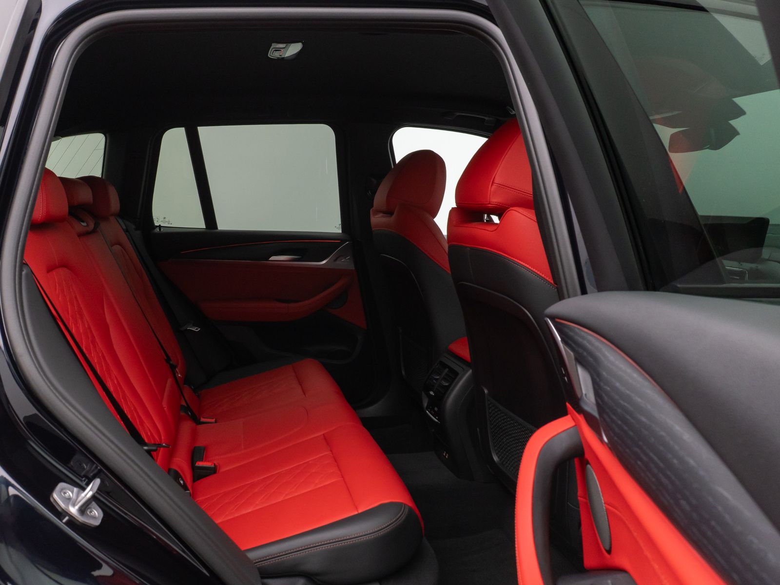 Fahrzeugabbildung BMW X3 xD20d M Sport Laser Kamera H/K DAB AHK 20Zoll