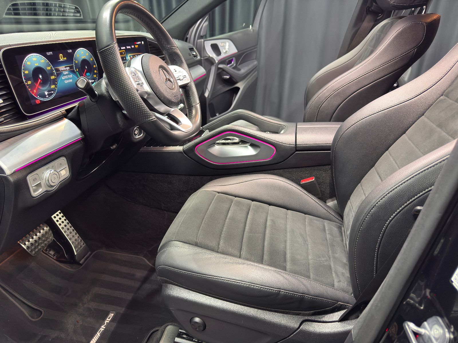 Fahrzeugabbildung Mercedes-Benz GLE 350e 4Matic Coupe *AMG-LINE*22 ZOLL*LUFT*