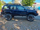 Jeep Grand Cherokee Limited 5.2, V8 - Jeep Grand Cherokee mit Benzin-Antrieb: Geländewagen, 5.2