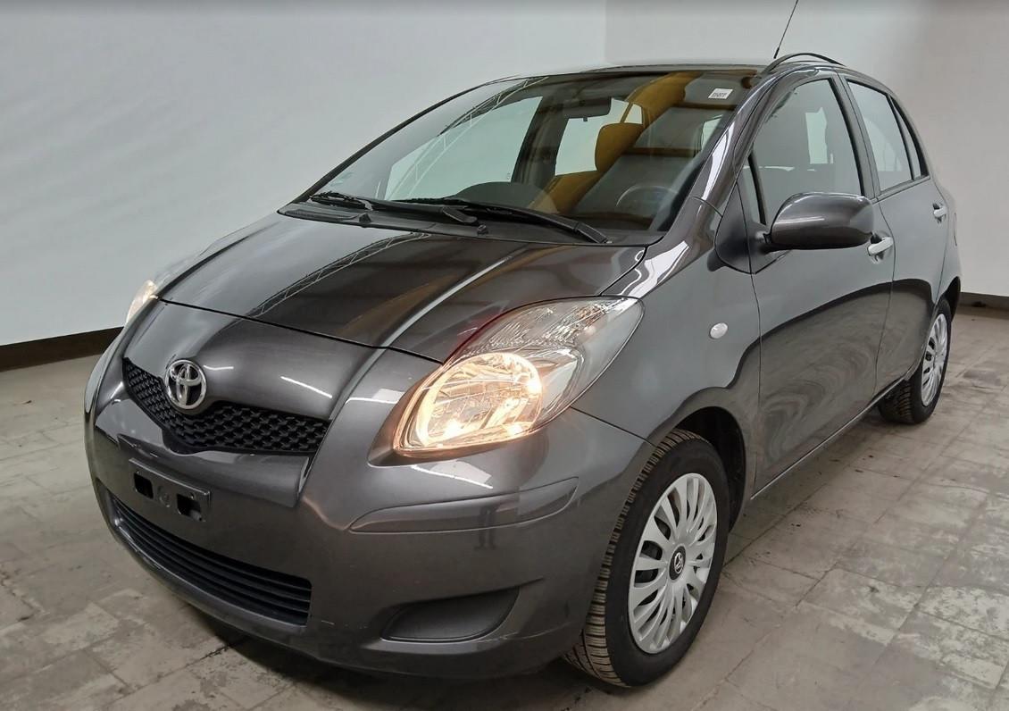 Toyota Yaris 1,0-Dual-Klima Tel.Bluetooth 1-Hand SH E-5