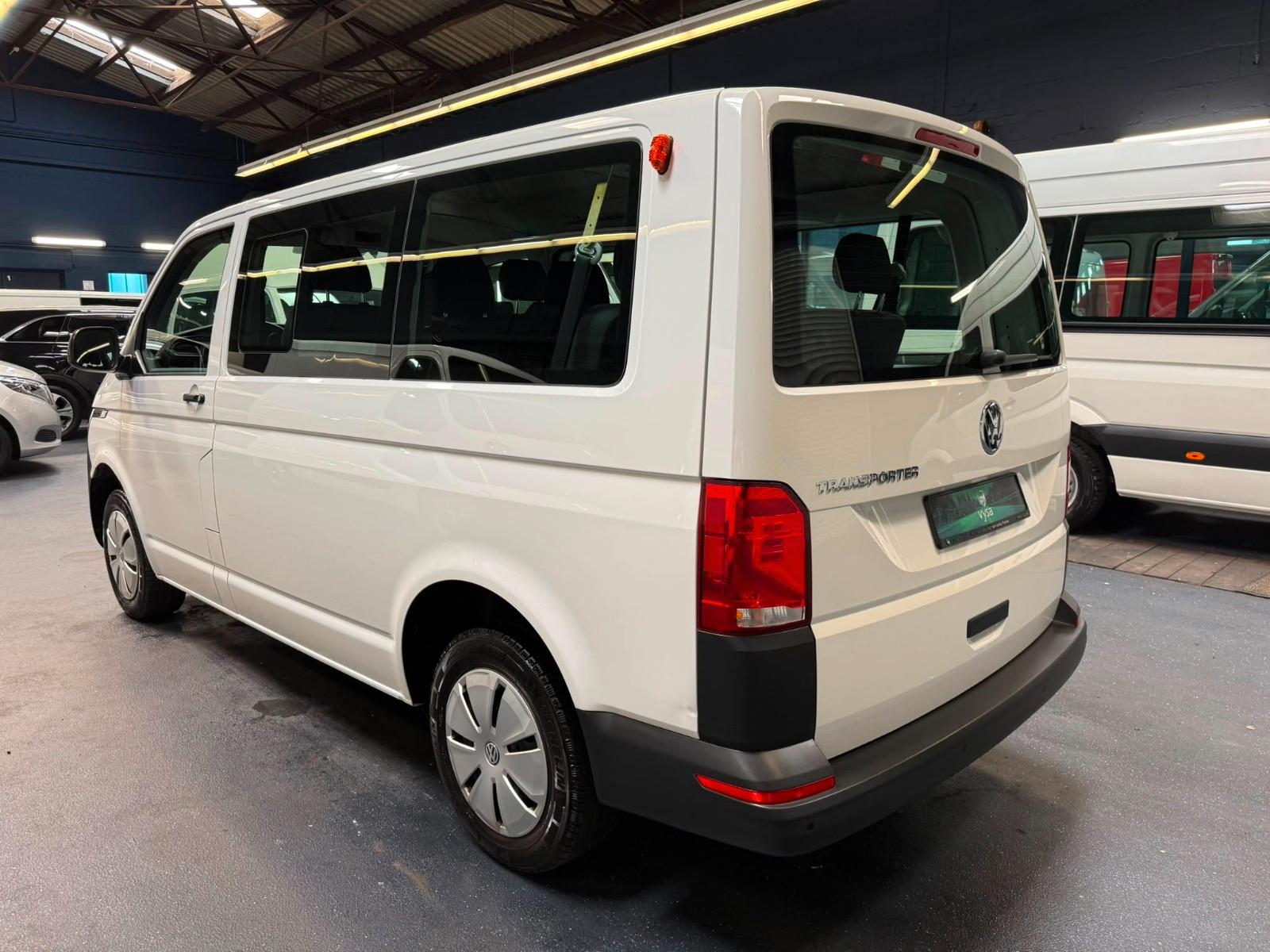 Volkswagen Caravelle T6.1 Kombi 9 Sitze Klima 2xPDC 2.Hand Unfallfrei, миниатюра 6