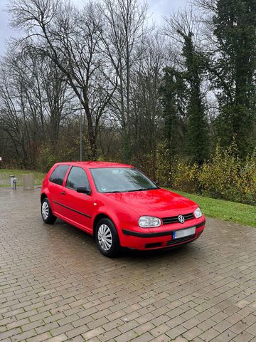 Volkswagen Golf IV / 4 / TÜV 12.2025 / Auto voll fahrbereit