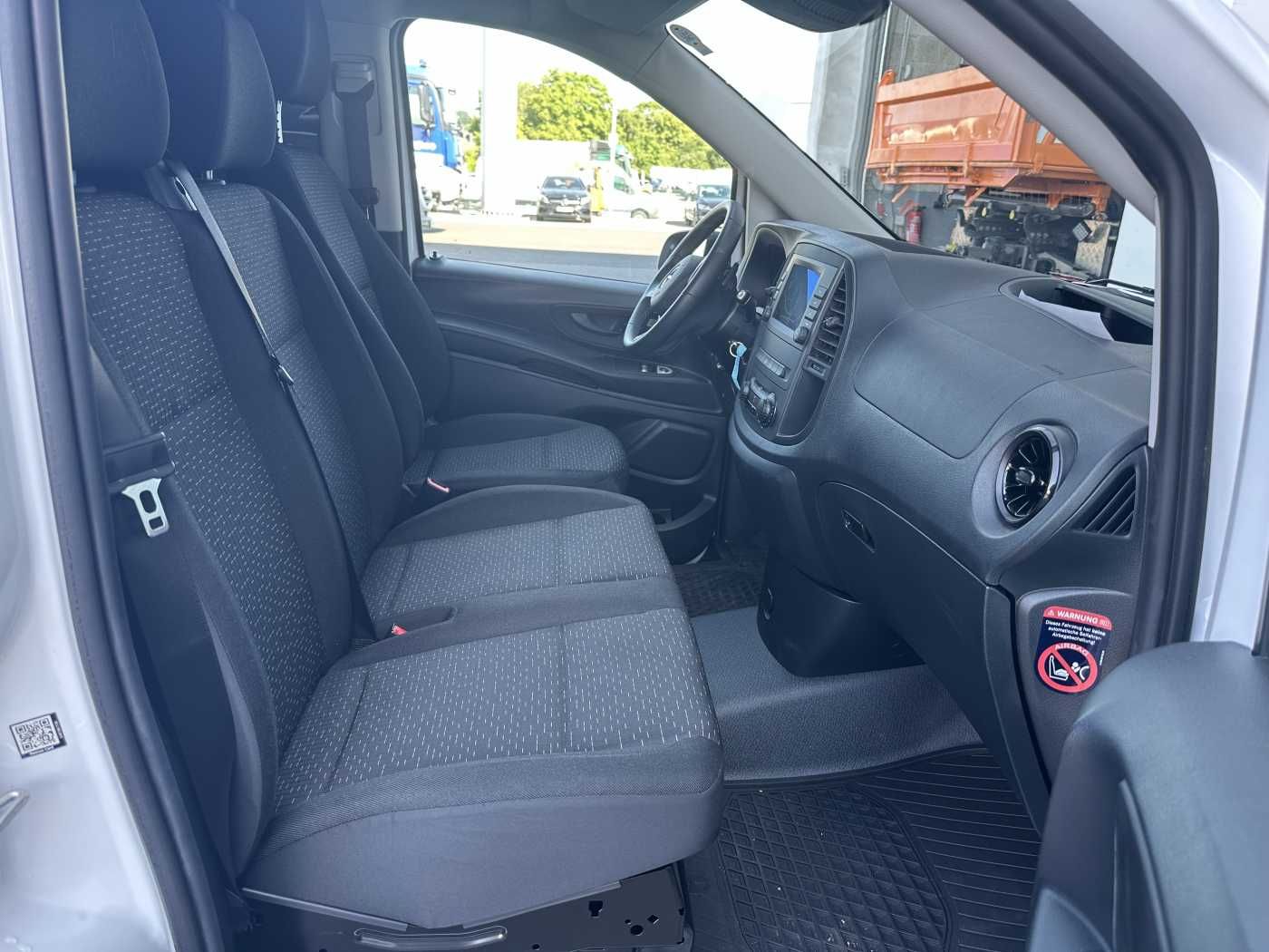 Fahrzeugabbildung Mercedes-Benz eVito 112 Klima Kamera Navi SHZ Tempomat