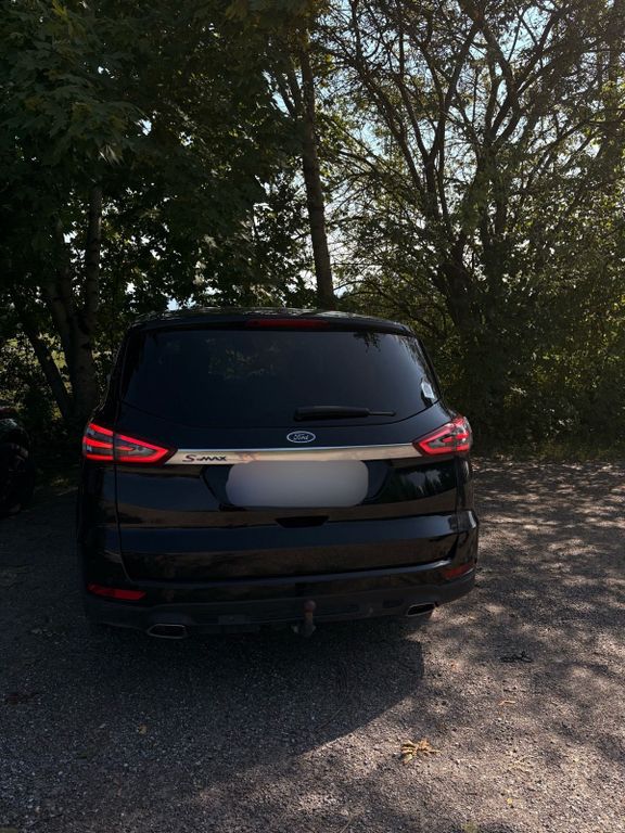 Image of Ford S-Max