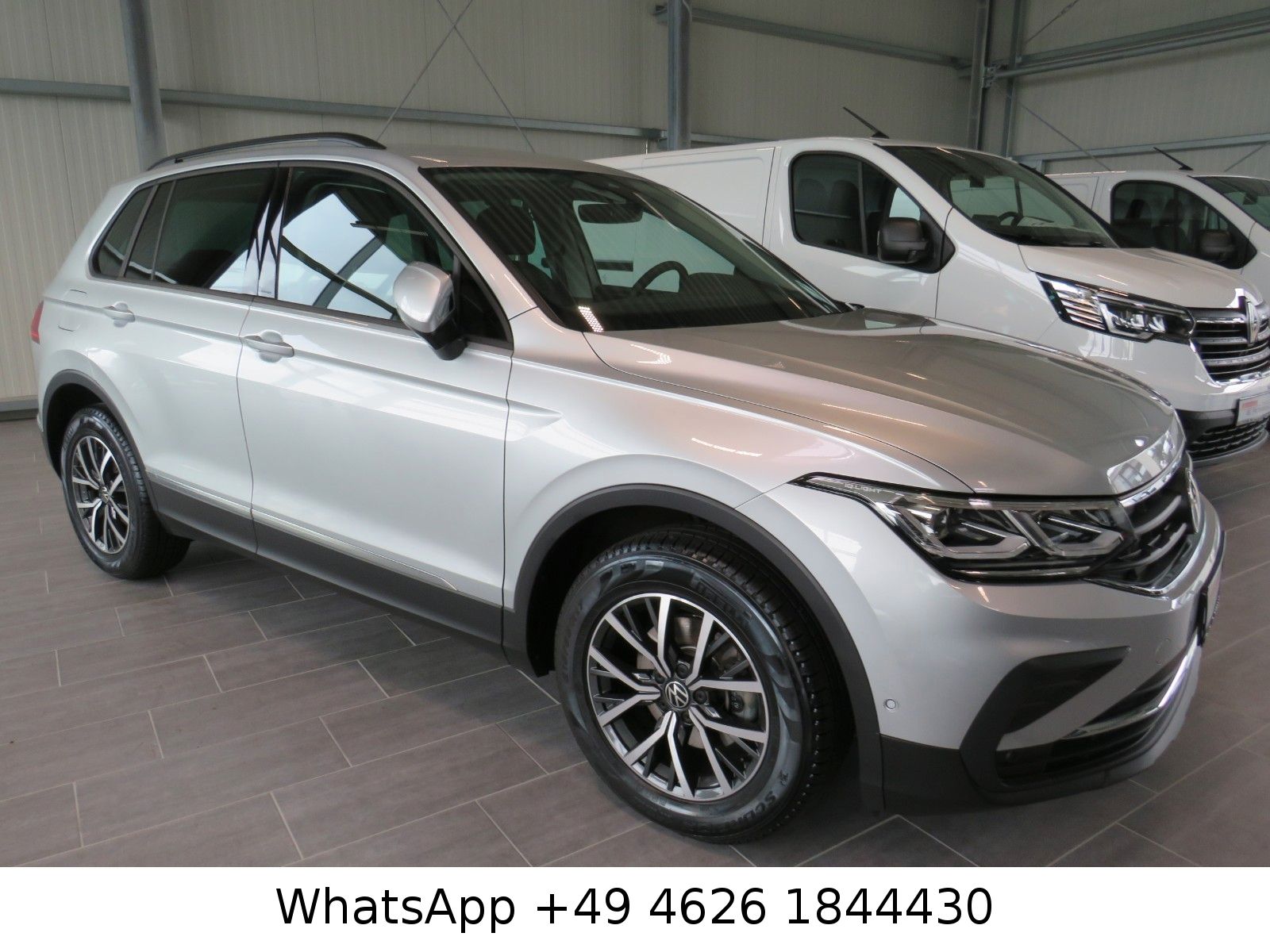 Fahrzeugabbildung Volkswagen Tiguan Life*IQ Light*AHK*Sport*CAM*Digital Cockp