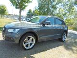 Audi Q5 3.0 TDI  quattro S-Line Aut. NAVI+PANORAMA - gebrauchte Audi Q5 aus dem Jahr 2015